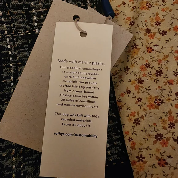 Rothys The Wristlet - Picture 7 of 7